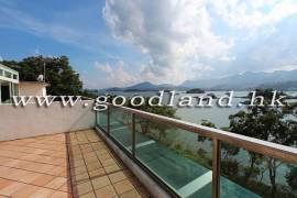 SAI KUNG Renovated Sea View Village House For Sale