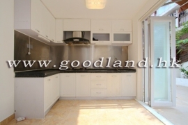 SAI KUNG Village House For Sale | Parking & Open Kitchen