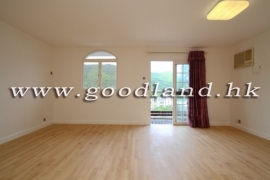 SAI KUNG Village House For Sale | Parking & Open Kitchen