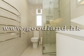 SAI KUNG Sea View Pool Complex House For Sale | 2 Parking Spaces