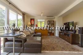 SAI KUNG Sea View Pool Complex House For Sale | 2 Parking Spaces