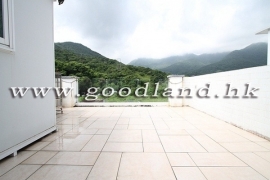 SAI KUNG Upper Duplex Village House For Sale | Rooftop