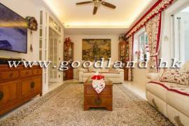 SAI KUNG End House Sea View Garden House For Sale