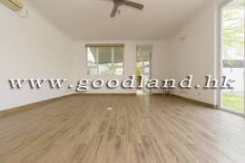 SAI KUNG Renovated Lawn Garden Village House For Sale