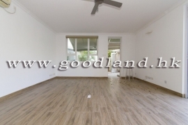 SAI KUNG Renovated Lawn Garden Village House For Sale