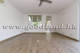 SAI KUNG Renovated Lawn Garden Village House For Sale