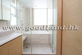SAI KUNG Renovated Lawn Garden Village House For Sale