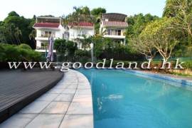 SAI KUNG Renovated Gated Community House For Sale | Communal Pool