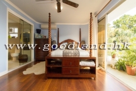 SAI KUNG Renovated Gated Community House For Sale | Communal Pool