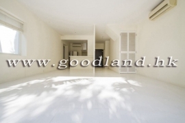 SAI KUNG Sea View Pool Complex House For Sale | 3 En-Suites