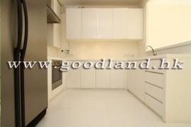 SAI KUNG Sea View Pool Complex House For Sale | 3 En-Suites