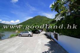 SAI KUNG Waterfront Sea View Village House For Sale