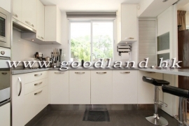 SAI KUNG Renovated Sea View Village House For Sale