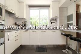 SAI KUNG Renovated Sea View Village House For Sale
