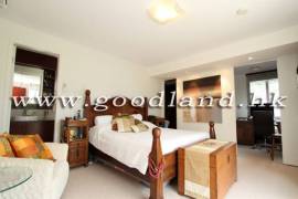SAI KUNG Renovated Sea View Village House For Sale