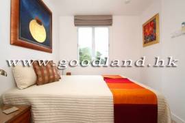 SAI KUNG Renovated Sea View Village House For Sale