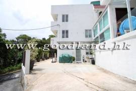 SAI KUNG Renovated Sea View Village House For Sale