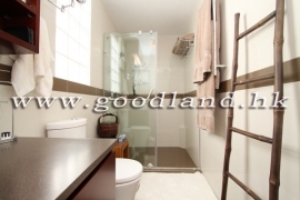 SAI KUNG Renovated Sea View Village House For Sale