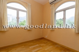 SAI KUNG Detached Fenced Garden House For Sale