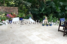 SAI KUNG Renovated Garden Village House For Sale
