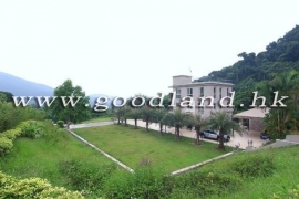 SAI KUNG Rare Renovated Village House For Sale