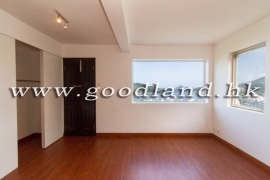 SAI KUNG Sea View Garden Village House For Sale