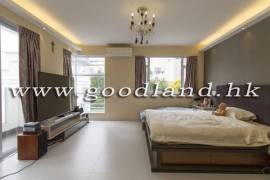 SAI KUNG Detached Garden Village House For Sale