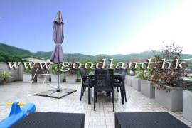 SAI KUNG Upper Duplex Village House For Sale | Roof Garden