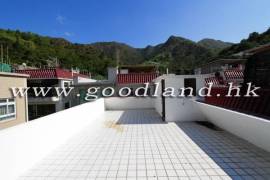 SAI KUNG Below Market Village House For Sale | Sea View