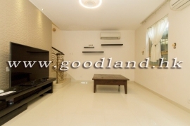 SAI KUNG Convenient Village House For Sale | Garden & Helper Room