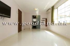 SAI KUNG Convenient Village House For Sale | Garden & Helper Room