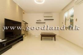 SAI KUNG Convenient Village House For Sale | Garden & Helper Room