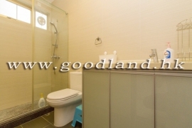 SAI KUNG Convenient Village House For Sale | Garden & Helper Room