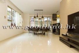 SAI KUNG Convenient Village House For Sale | Garden & Helper Room