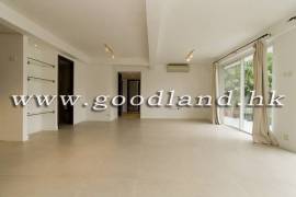 SAI KUNG Greenery View Village House For Sale | Close to Town
