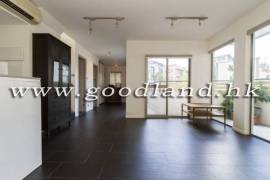 SAI KUNG Detached Village House For Sale | Sea View & High Ceiling