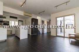 SAI KUNG Detached Village House For Sale | Sea View & High Ceiling