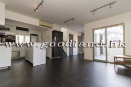 SAI KUNG Detached Village House For Sale | Sea View & High Ceiling
