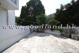 SAI KUNG Greenery Village House For Sale | Garden & 3 Parking Spaces
