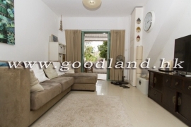 SAI KUNG Village House For Sale | Close to Town & High Ceiling