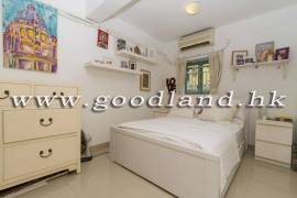 SAI KUNG Village House For Sale | Close to Town & High Ceiling