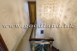 SAI KUNG Village House For Sale | Close to Town & High Ceiling