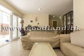 SAI KUNG Convenient Village House For Sale | Garden & 5BR