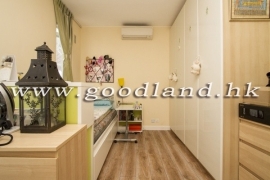 SAI KUNG Convenient Village House For Sale | Garden & 5BR