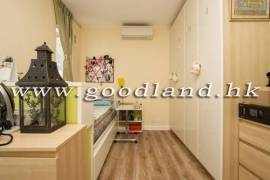 SAI KUNG Convenient Village House For Sale | Garden & 5BR