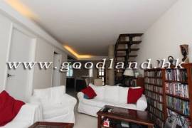 SAI KUNG Renovated Village House For Sale | Sea View & Garden