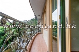 SAI KUNG Managed Complex Village House For Sale | Deeded Parking