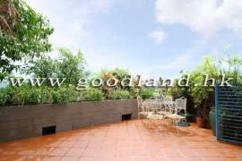 SAI KUNG Two-Storey Village House For Sale | Sea & Greenery View