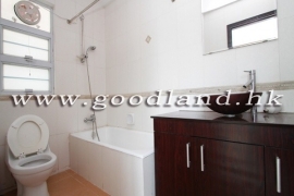 SAI KUNG Lower Duplex For Sale | Lovely Garden & Convenient Location