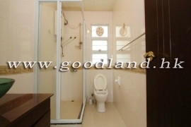 SAI KUNG Lower Duplex For Sale | Lovely Garden & Convenient Location